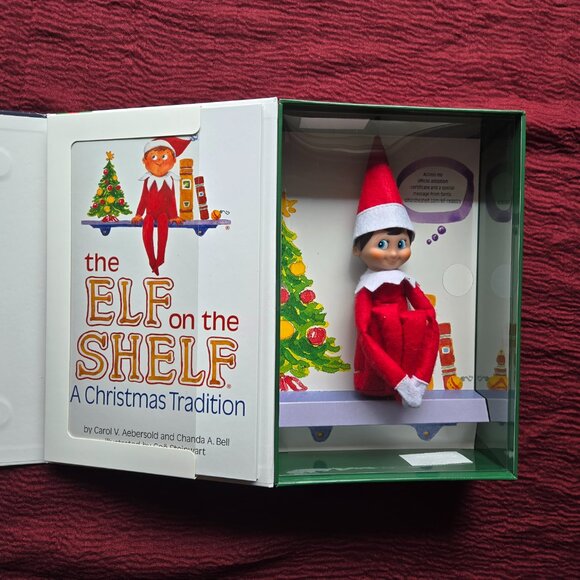 Elf on the Shelf Boy Doll and Book for a Childs Christmas Memories (NWT) - Picture 5 of 6